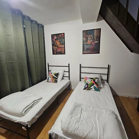 Small Fortress Of Climatisation De 1 A 8 Tatil Evi