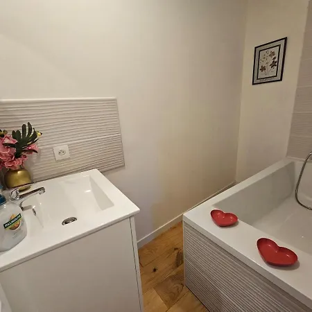 Small Fortress Of Climatisation De 1 A 8 Tatil Evi *